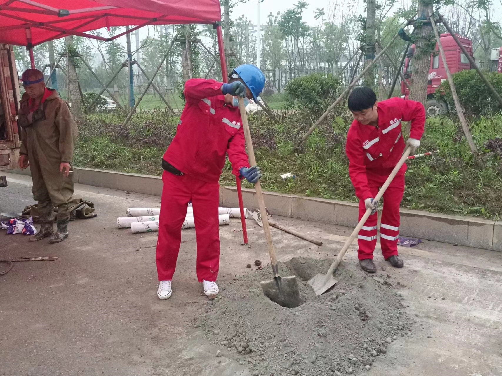 庄河管道疏通哪家好】及时进行市政管道清淤